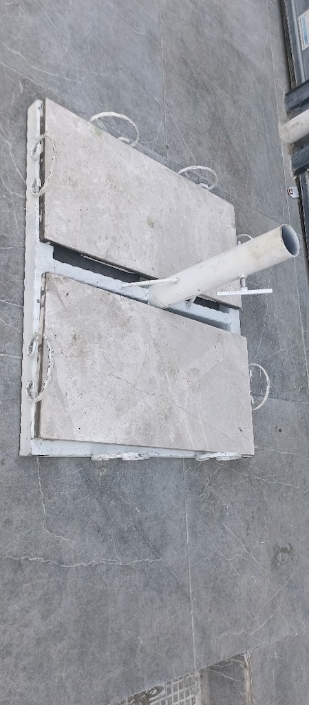 ŞEMSİYE AYAĞI ÜSTÜNE AĞIRLIK MERMER DE VAR - 5