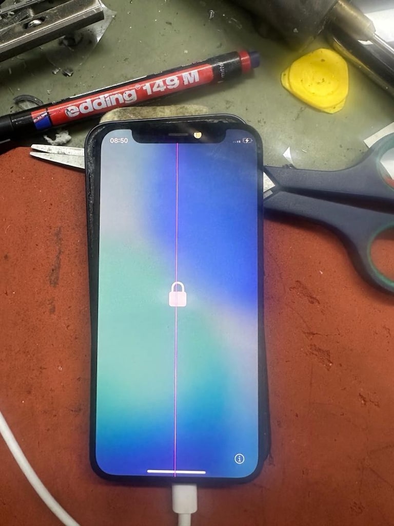 iPhone 12 mini orjinal çizgili ekran - 4