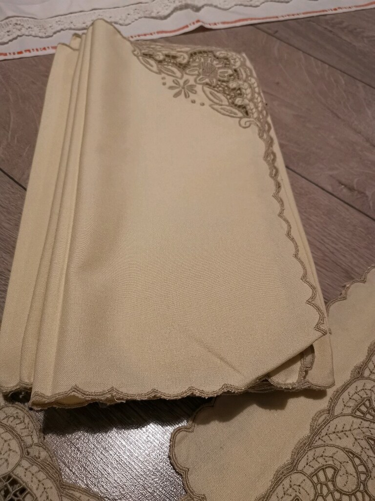 Antika Delik İşi Masa Takımı - 4