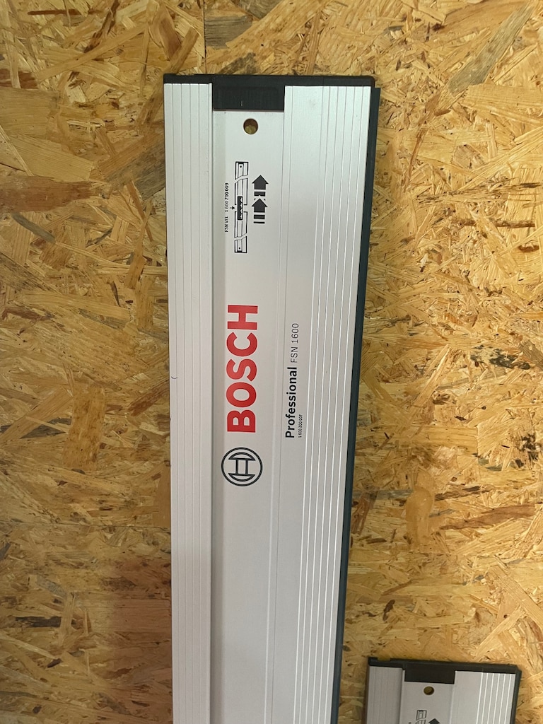 Bosch FSN Serisi Set (2 kılavuz, açılı mesnet, bağlantı, işkenceler) - 2