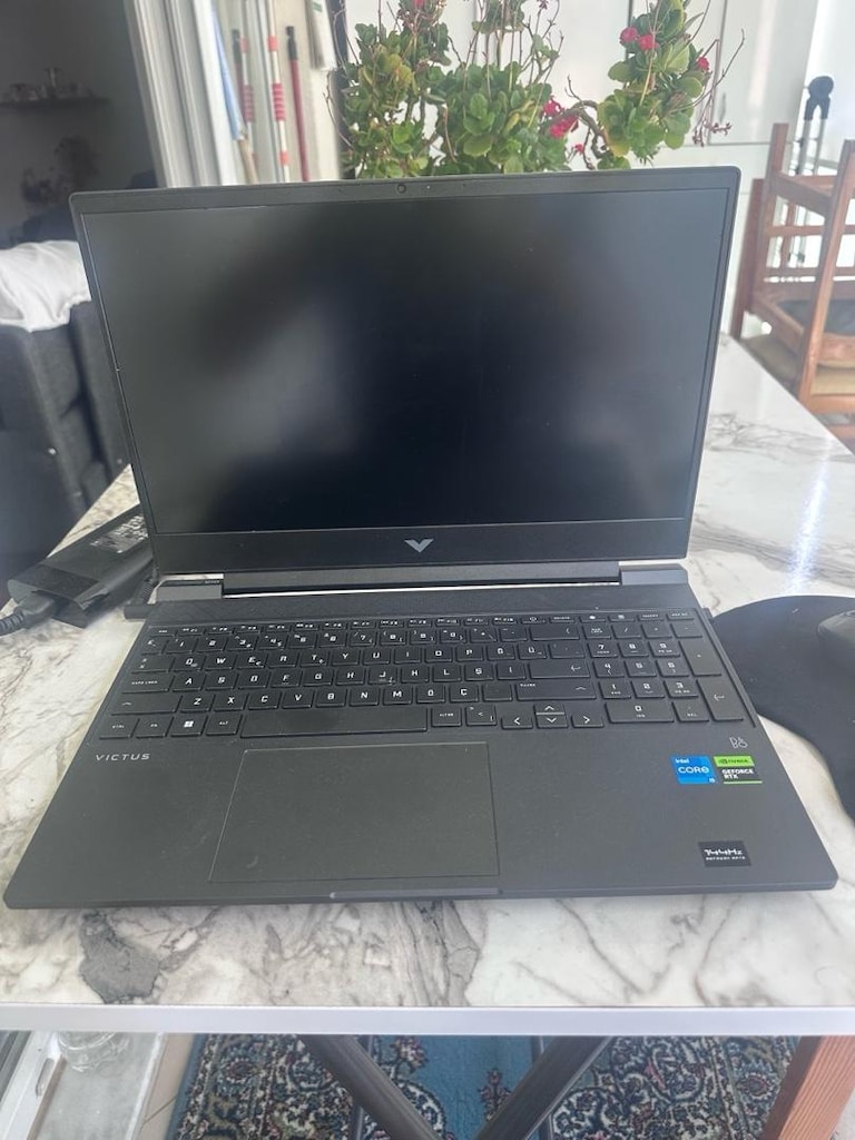 Satılık Laptop - HP Victus