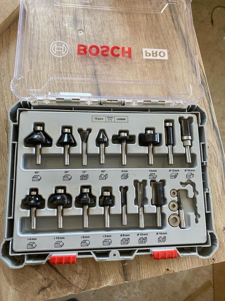 BOSCH POF 1400 ACE Freze + 15 Parça Profesyonel Uç Seti - 3