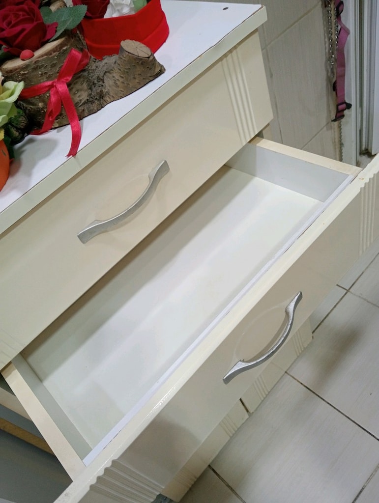 banyo veya mutfak dolabı - 3
