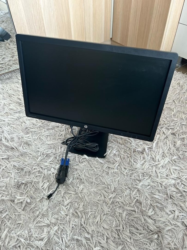 HP EliteDisplay E231 23" Yatay-Dikey Kullanım - 2