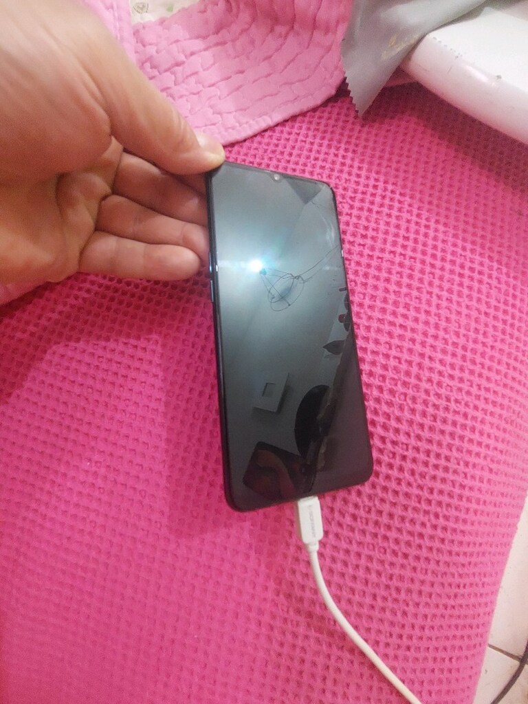 Oppo A91 Cep telefonu. 128 GB. Cihaz tertemiz ekranda çizik dahi yok. - 8
