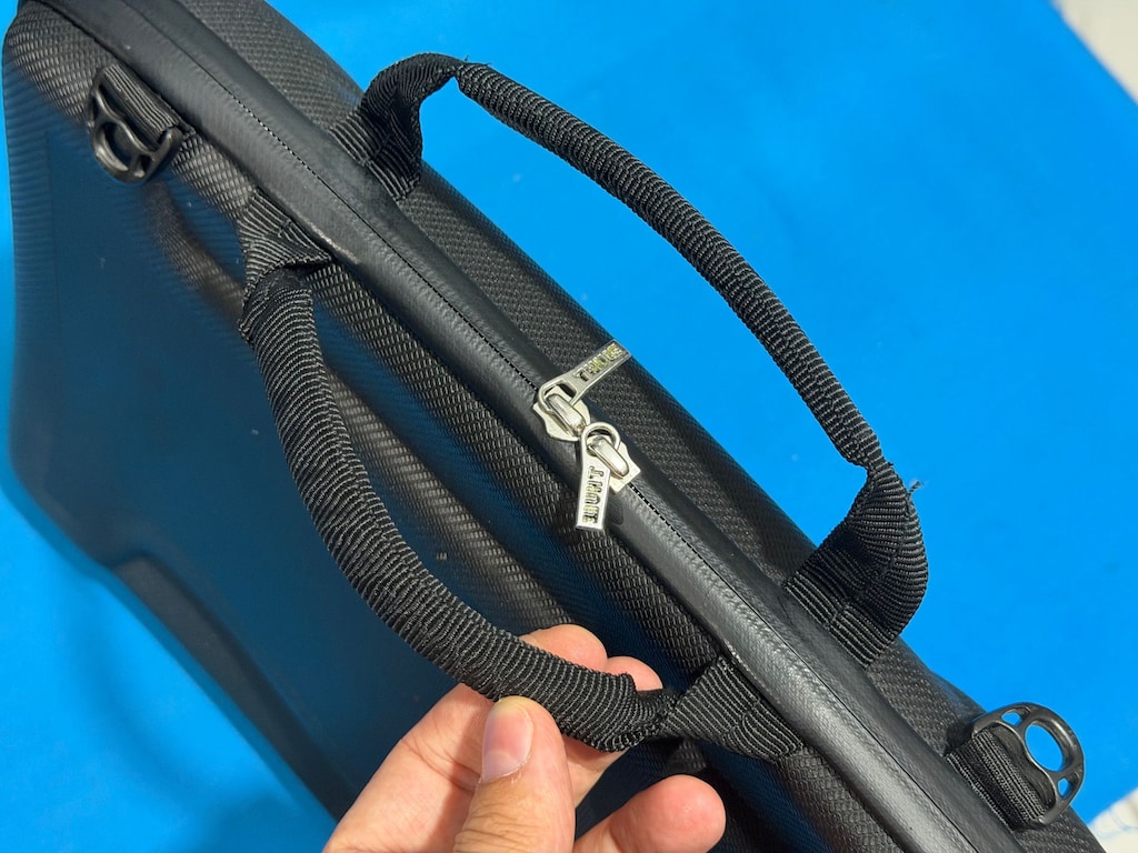 Thule Gauntlet 4 MacBook Bilgisayar Çantası 13.3" - Siyah - 17
