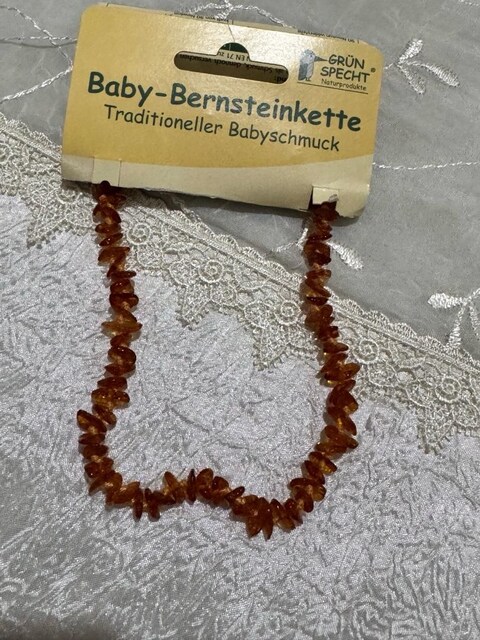 kehribar kolye