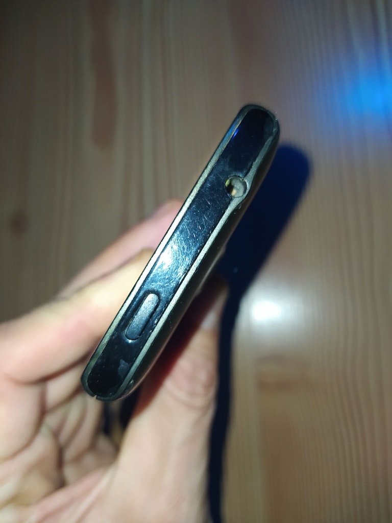 Turkcell T40 Marka Eski Telefon - 9