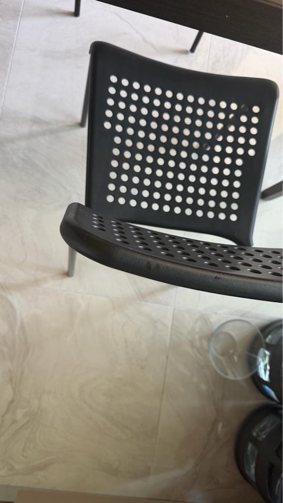 IKEA kahverengi ahşap masası - 9
