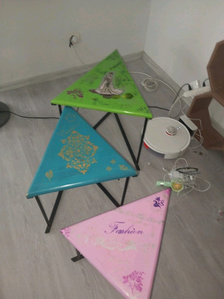 uclu sehpa cok saglam ayaklari metel - 4