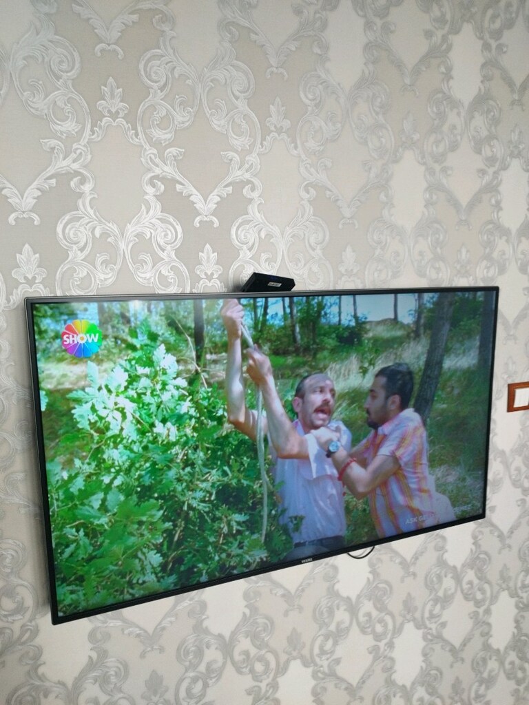 4 K Smart tv - 2
