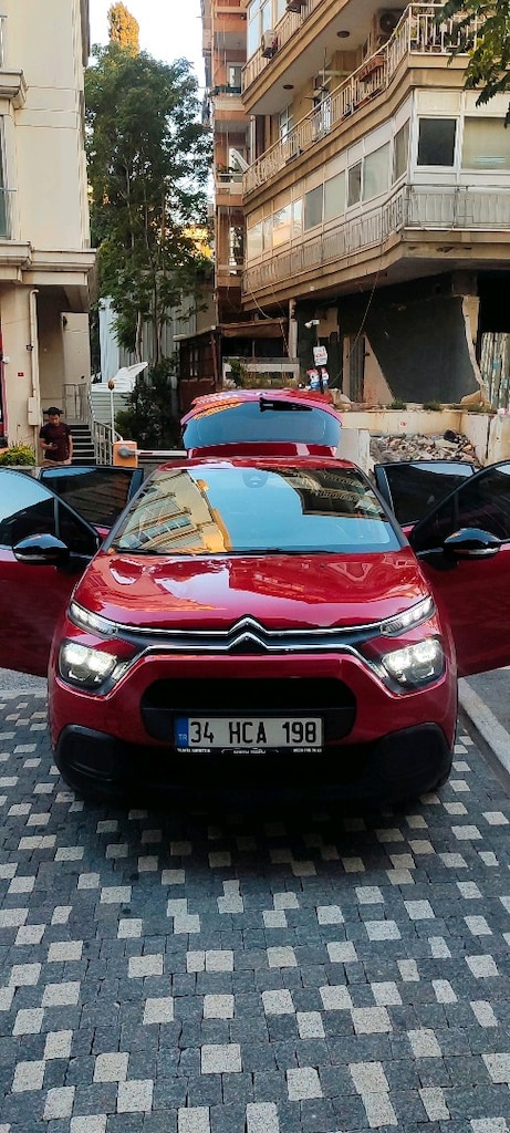 26bin km Sahibinden Citroen C3 1.2 PureTech Feel 2023 Model - 14
