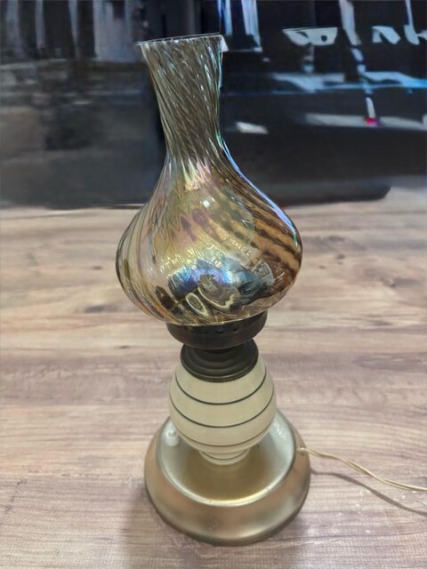 Vintage Dönem İşi Nostaljik Gaz Lambası Formunda Abajur / Masa Lambası
