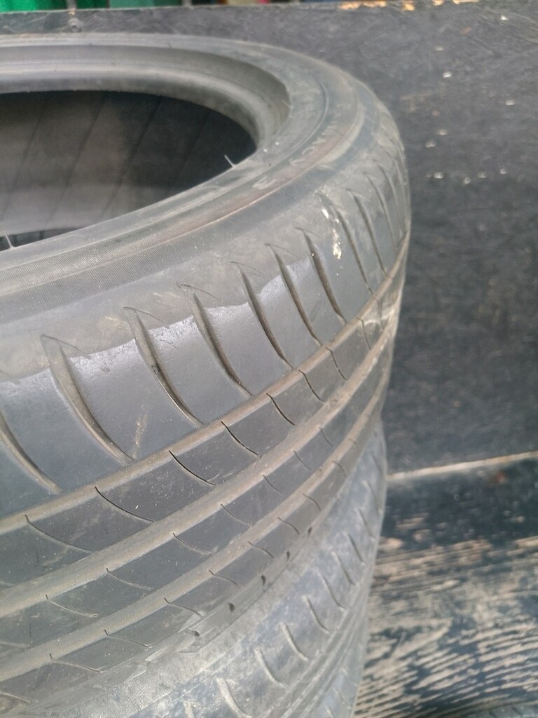 Çıkma 1 Takım (4Adet) Michelin Privacy 3 Lastik 235/45R17 Ebat Lastik - 8