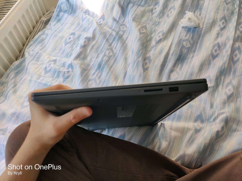 Lenovo Ideapad Slim 3 Lenovo Çanta+ JD Mouse İ5 12450H 8GB Ram 512 SSD - 4