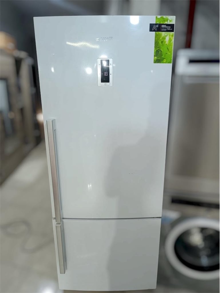 ARÇELİK 600 LİTRE COOL PLUS – ALTTAN DONDURUCULU – MAVİ IŞIK - 6