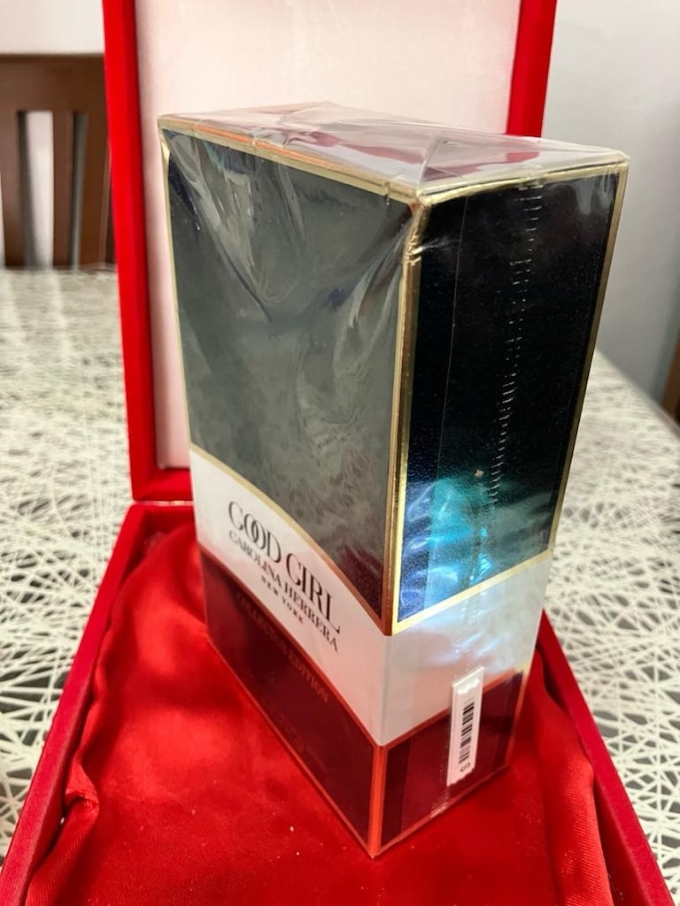 Carolina Herrera Good Girl Collector Edition.. - 5