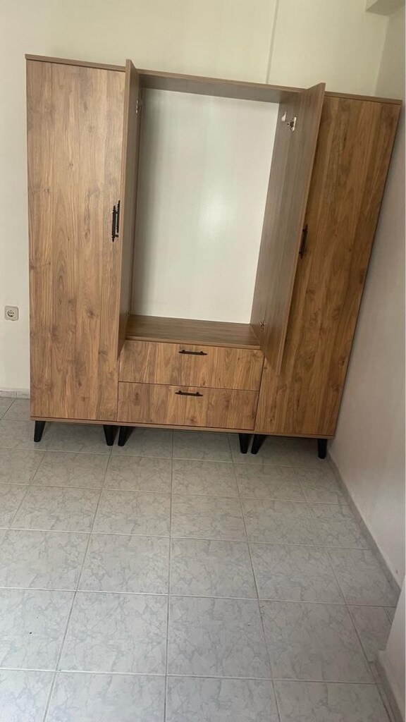 4 kapaklı elbise dolabı - 2