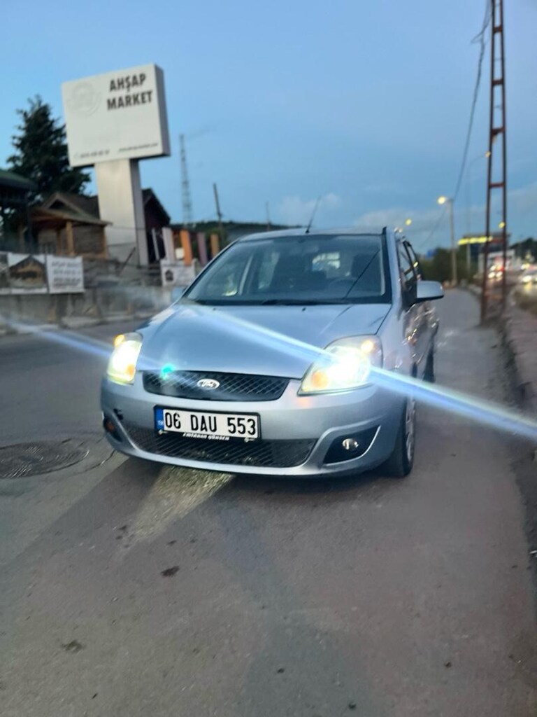 Ford fiesta 1.4 dizel - 10