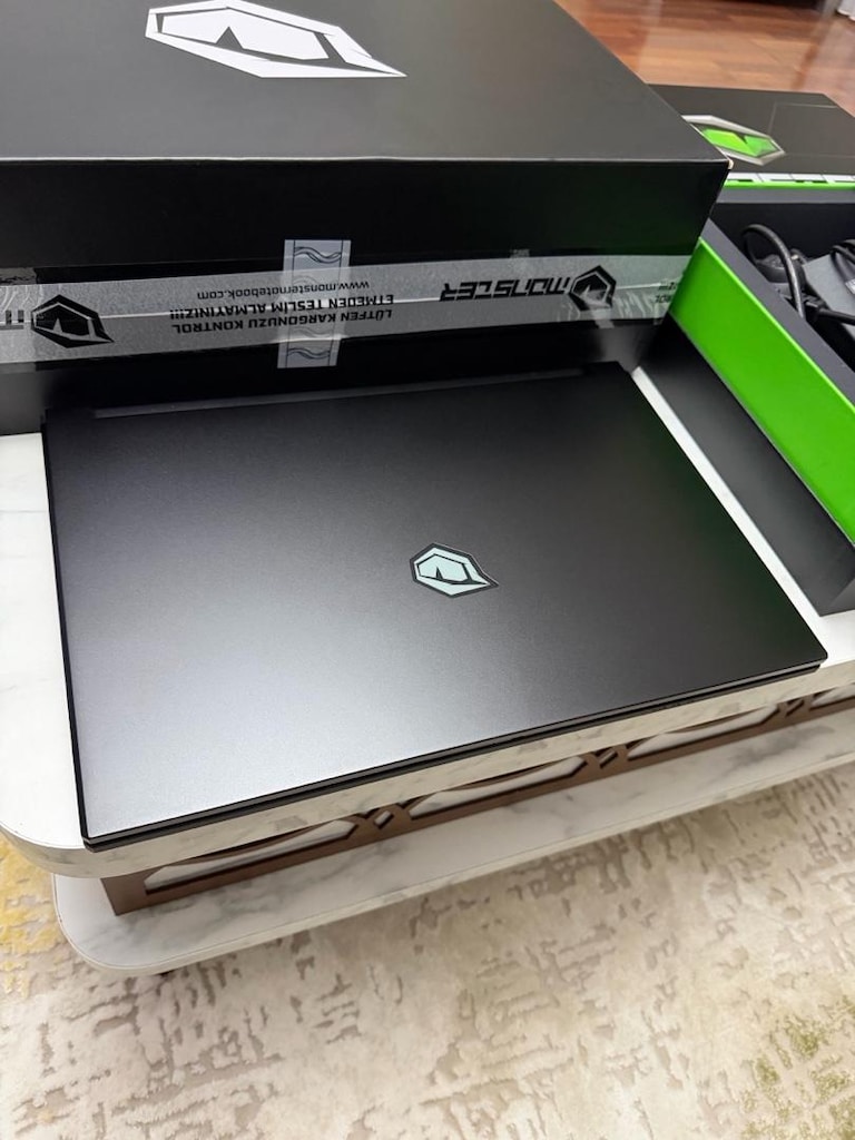 Monster Abra A5 RTX5050 Garantili Gaming Laptop - 5