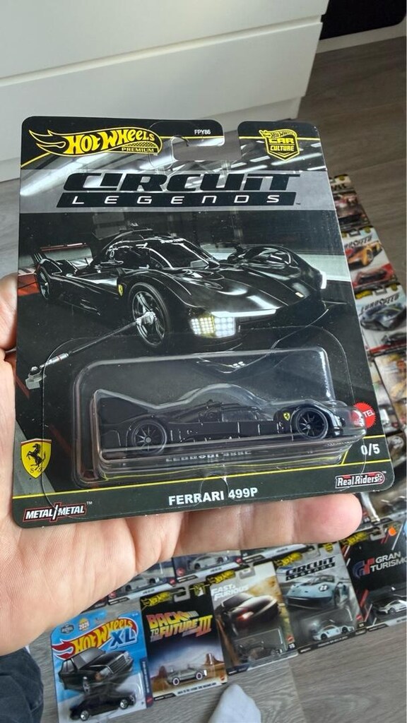 HOT WHEELS PREMIUM+CHASE - 2