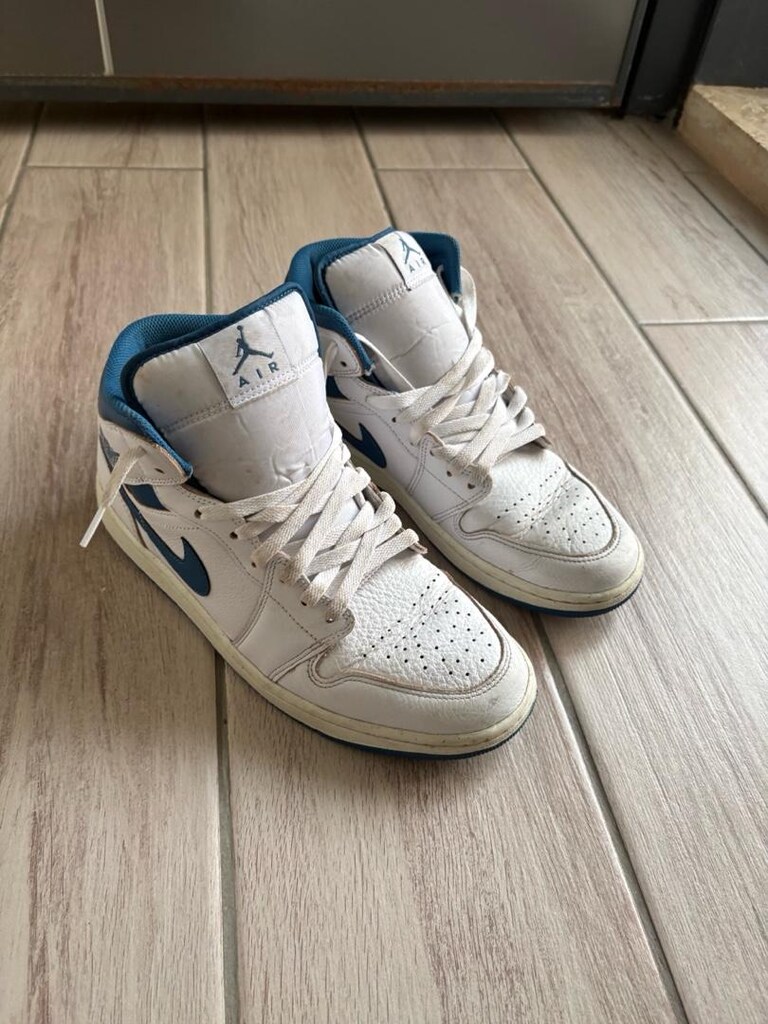 Air Jordan 1 mid ayakkabı - 3