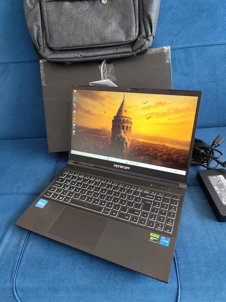 İ7 13.NESİL + 6 GB RTX 4050 + 16 GB RAM+ 512 SSD - 2