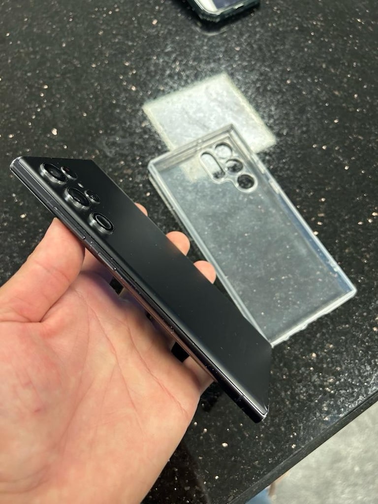 SAMSUNG S22 Ultra - 3