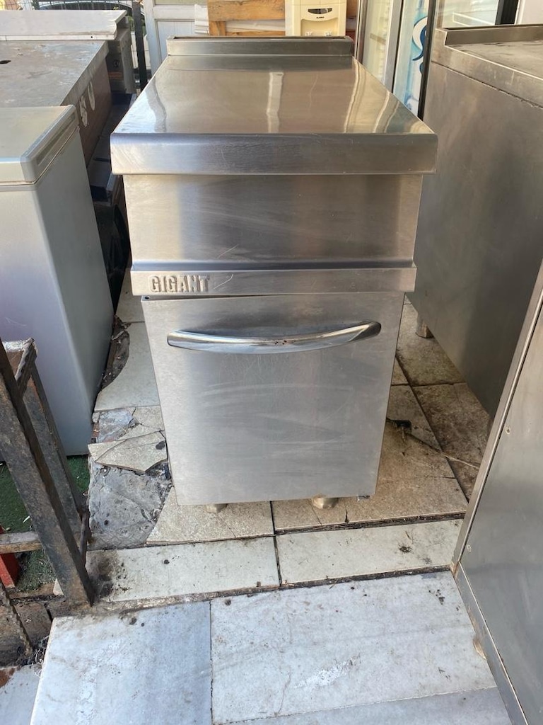 Tezgah 40lık GIGANT İtalyan Döner Altı Tezgah - 4