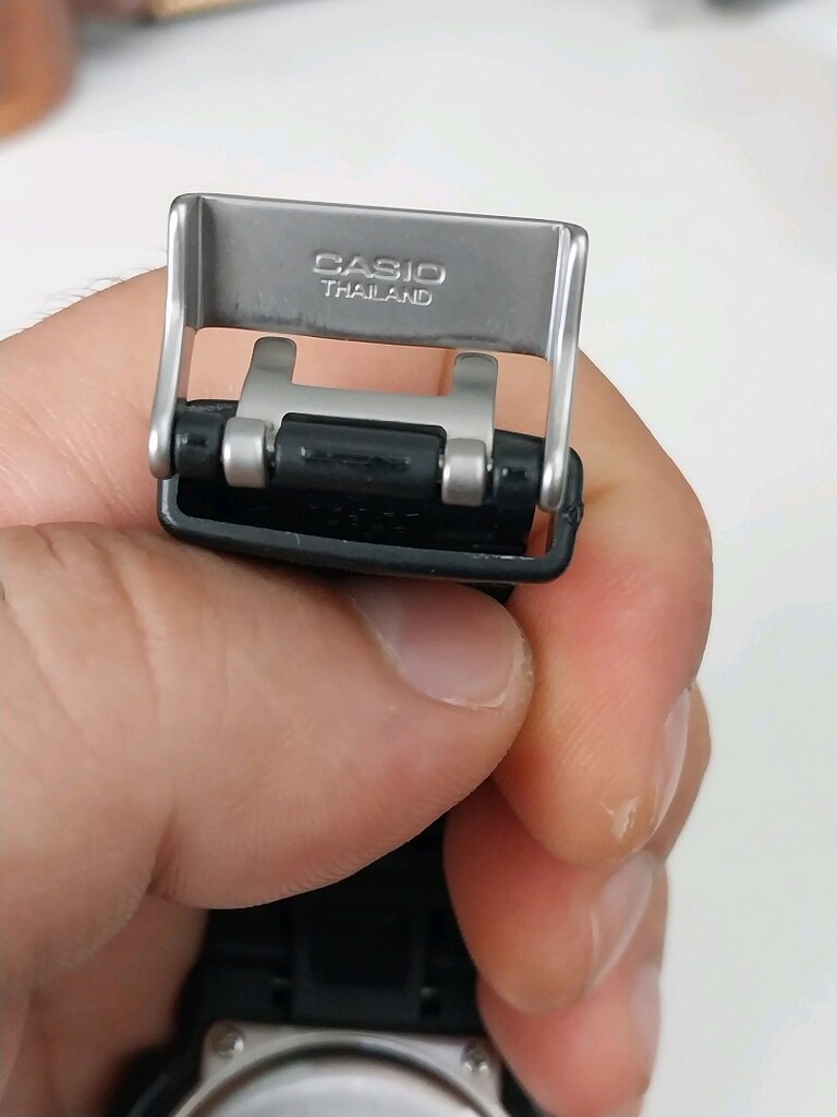 Casio G Shock GA-100 - 4