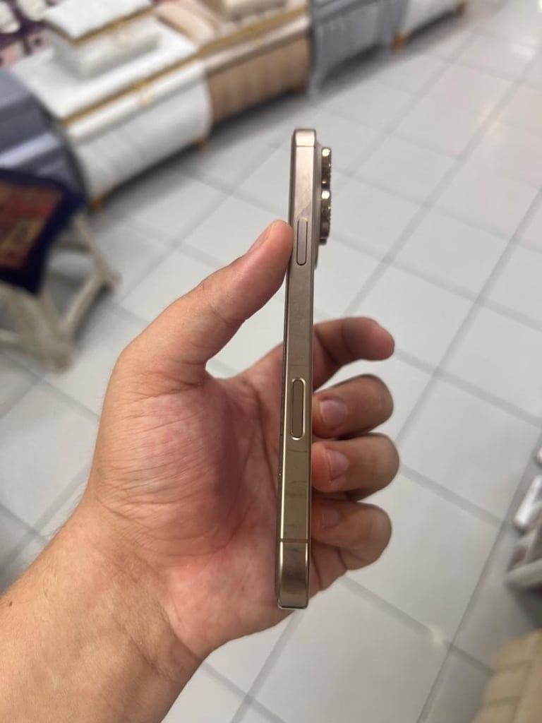 iPhone 16 Pro max - 2