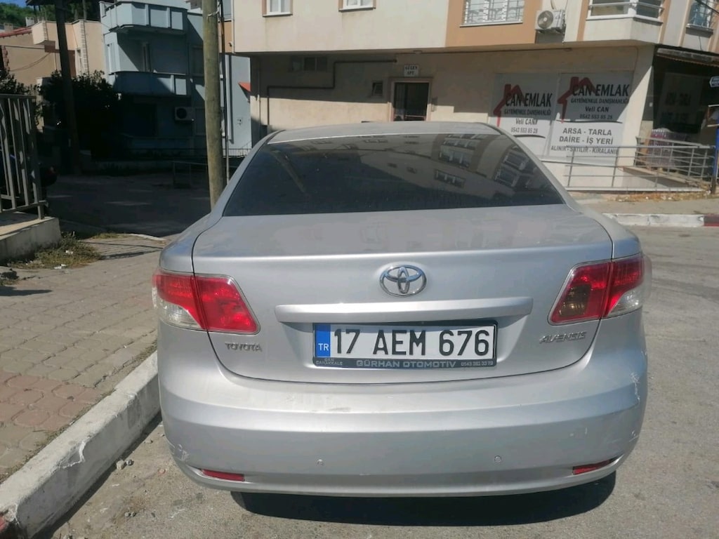 2009 Model Toyota Avensis - 6