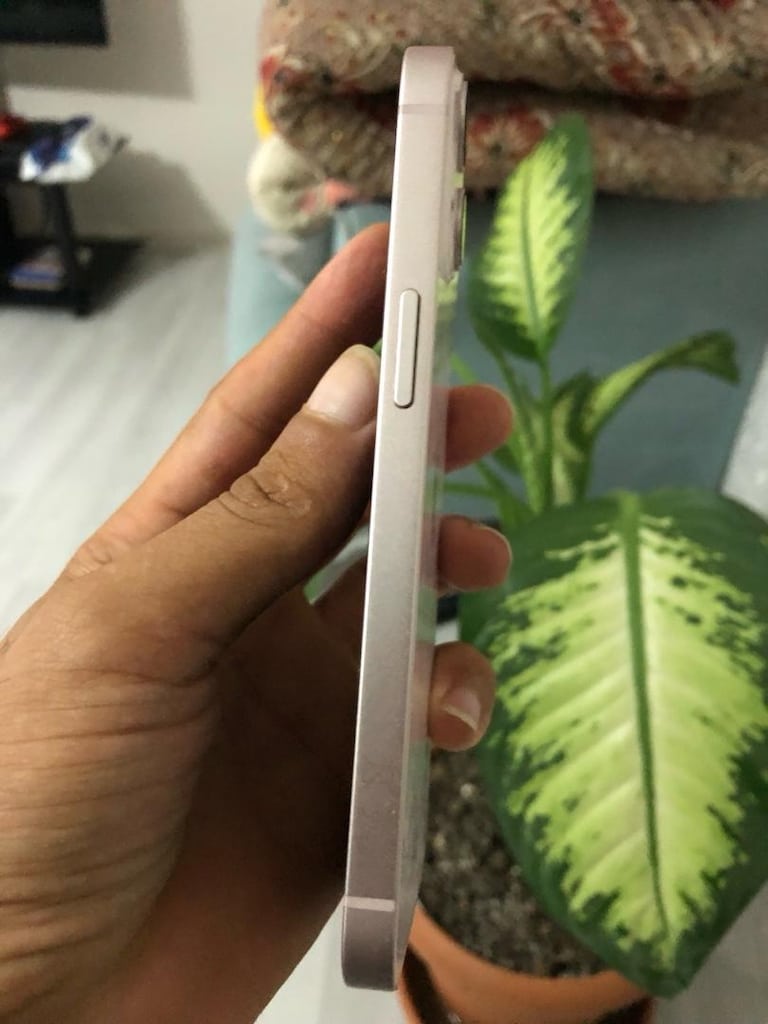 iPhone 13 256GB - 8
