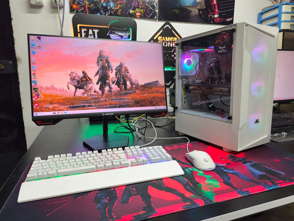 FULL TAKIM RYZEN 5 5600-16GB-1 TB M2-RTX 4060 8 GB-24 İnc 200Hz - 4