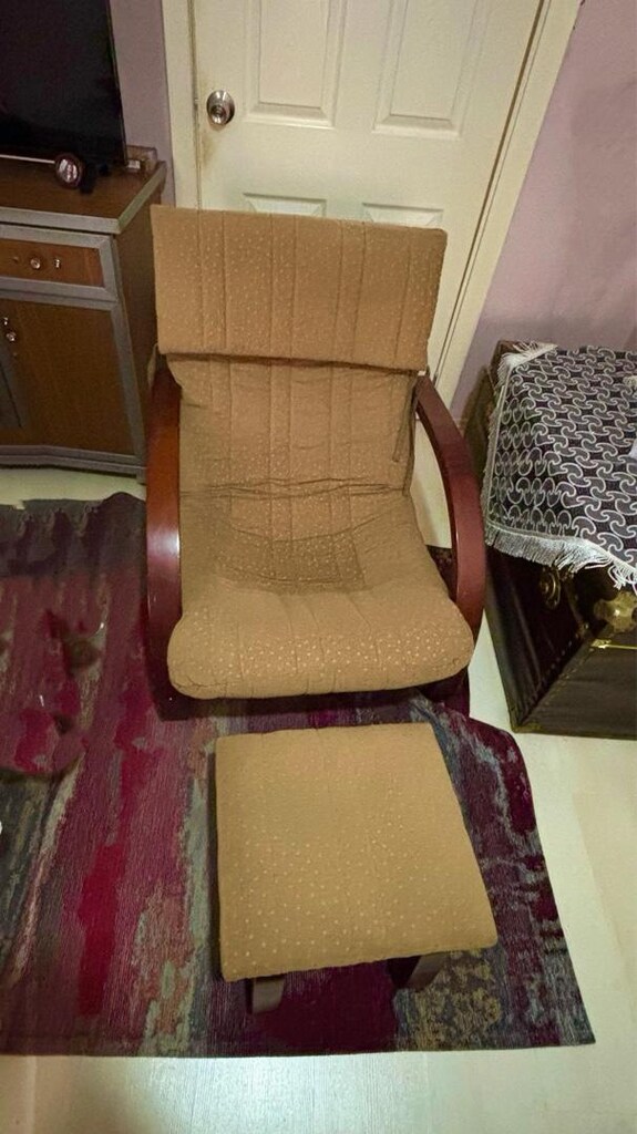 Berjer, Tekli Sallanan Koltuk ve Ayak Uzatma Sehpası - 3