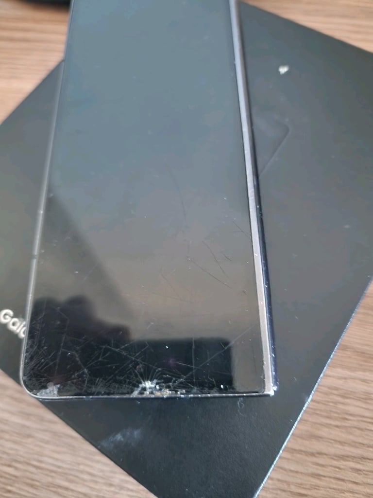 samsung z fold 5 orjinal 512gb iç ekran hasarlı dış ekran çatlak y.d - 8