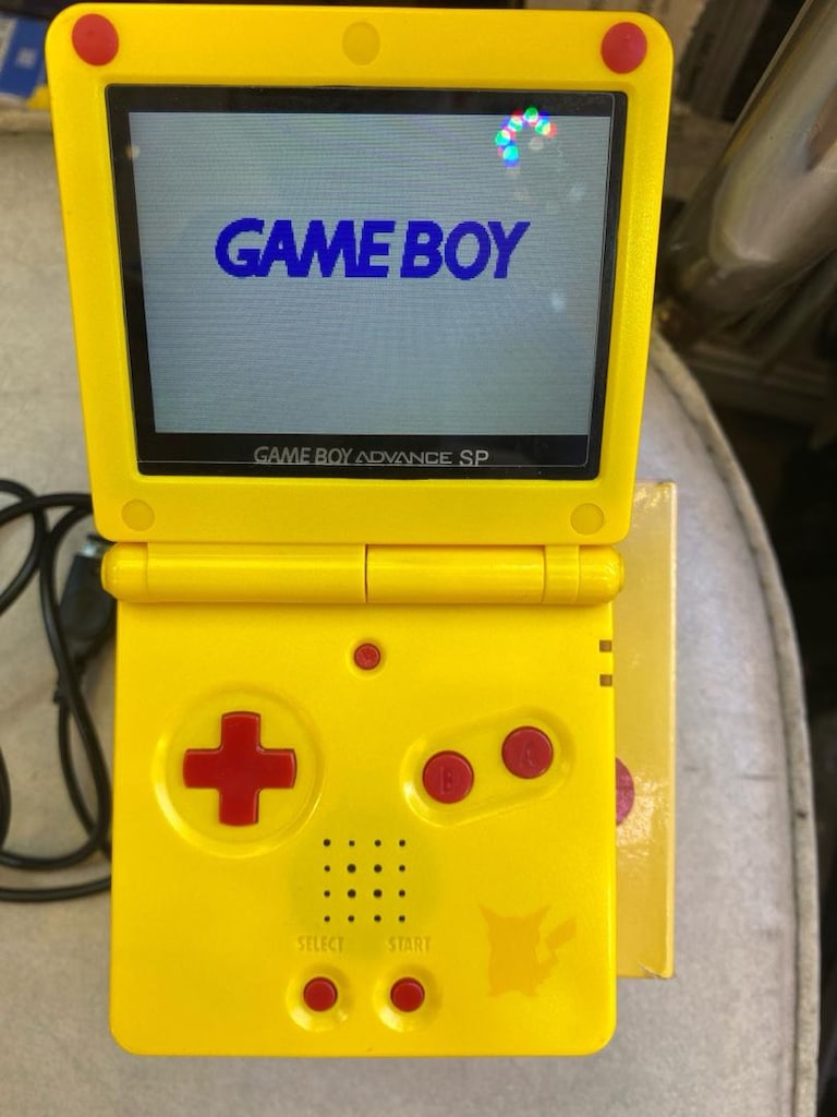 NİNTENDO GAMEBOY ADVANCE SP - 2