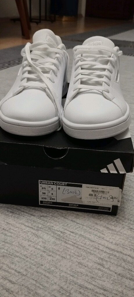 hiç giyilmedi oejinal adidas karekod mevcut - 4
