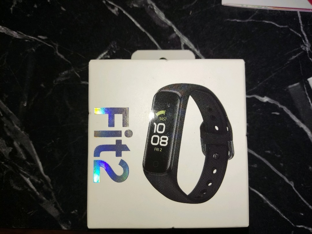SIFIR KUTUSUNDA SAMSUNG FİT 2 AKILLI SAAT