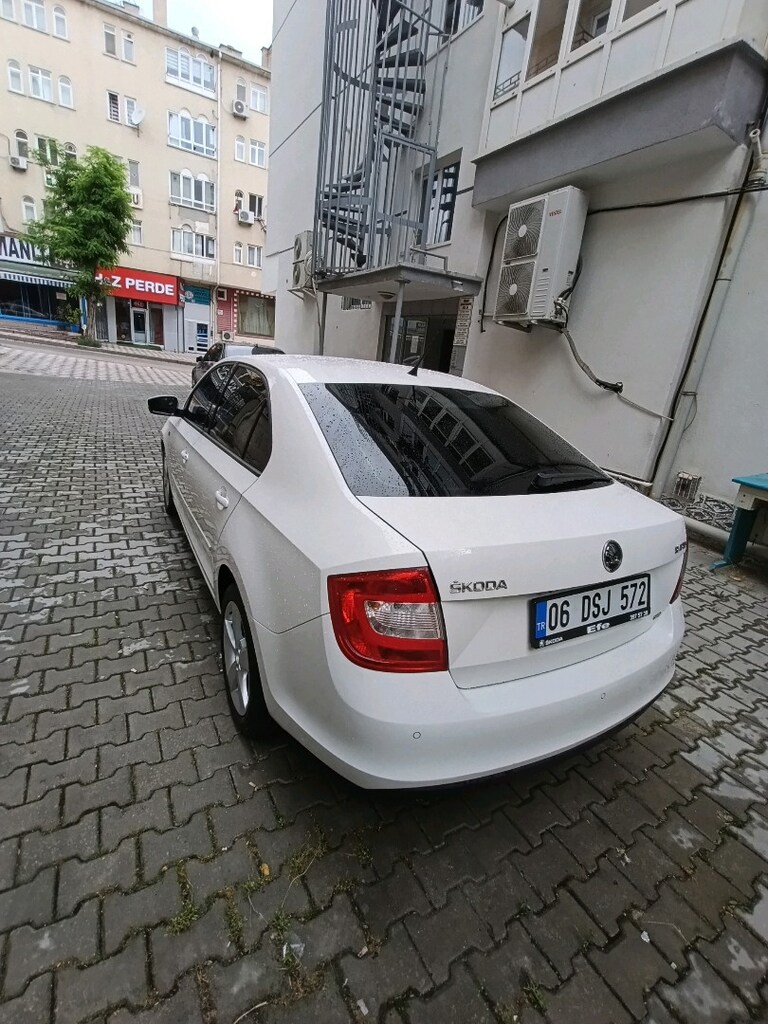 2013 Model Skoda Rapid 1.6 tdı Elegance - 5
