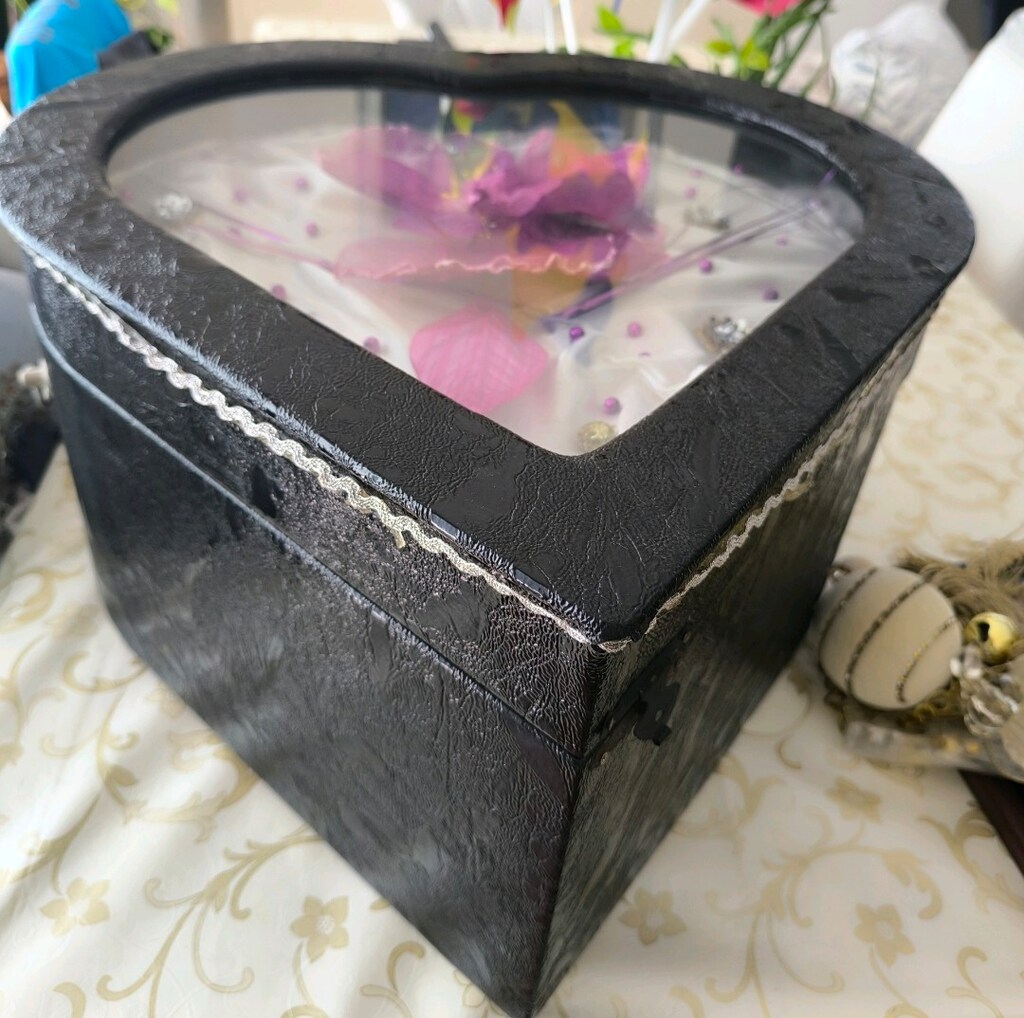 Çeyiz sandığı