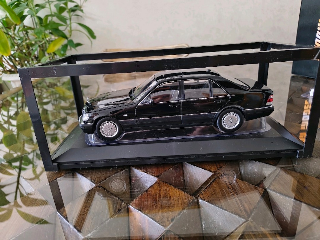 1:18 Mission Model Mercedes-Benz S600 V12 (W140 Balina Kasa) - Kutulu - 2