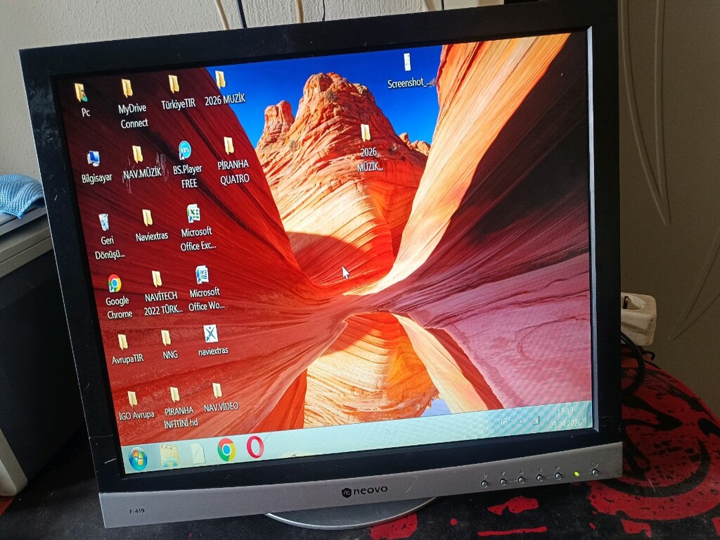 Neovo F-419 Monitör 19" VGA Dvi .pixel - 12