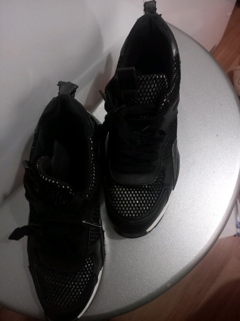 GUESS SPOR AYAKKABI - 4