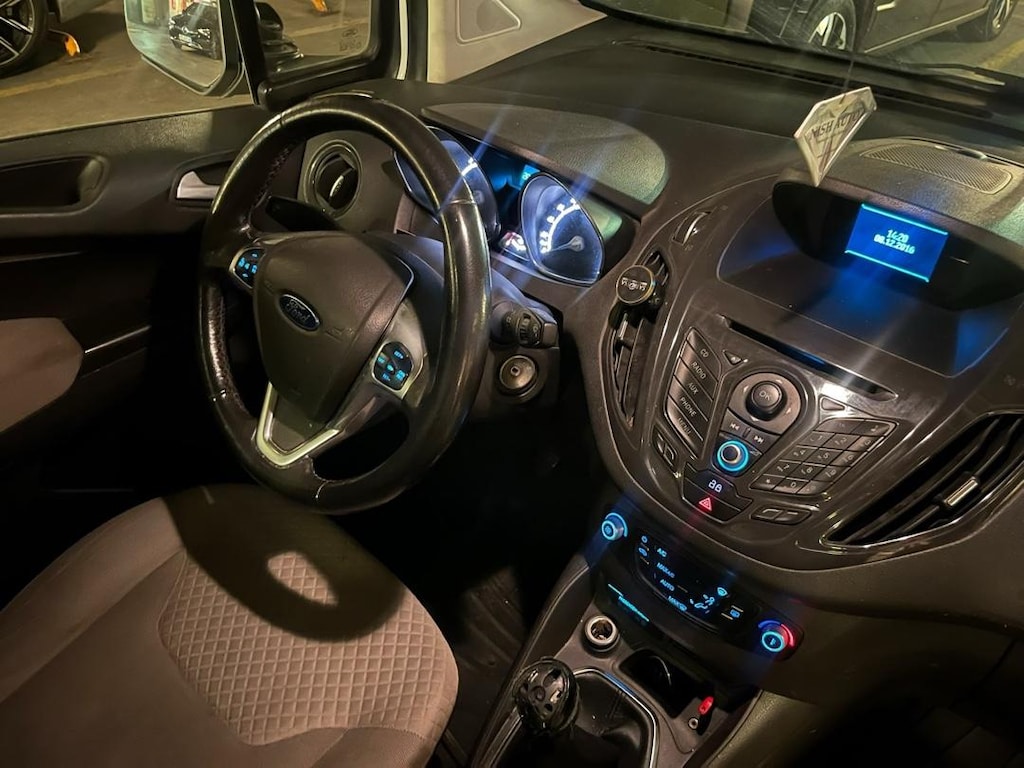 OTOMOBİL—2016 Courier 1.6 tdci TİTANİUM DEĞİŞEN YOK 4 PARÇA BOYALI - 2