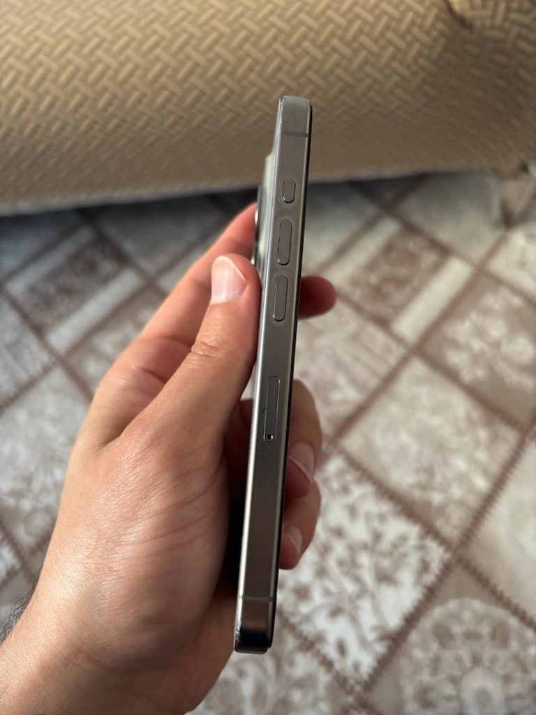 iPhone 15 Pro 128GB Çift Sim Değişensiz - 6