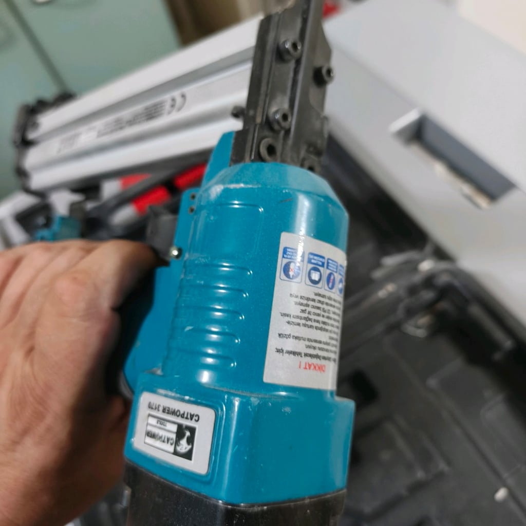 Catpower 3170 Havalı zımba ve çivi tabancası çok temiz - 3