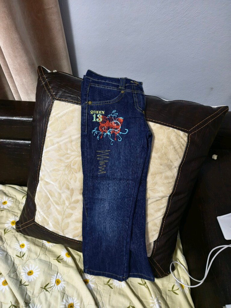 5 yaş kot pantolon