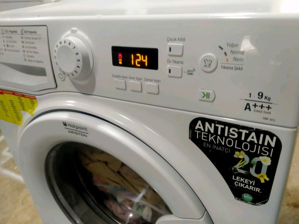 ustasından satılıktır Ariston 9 kg çamaşır makinesi satılıktır - 4