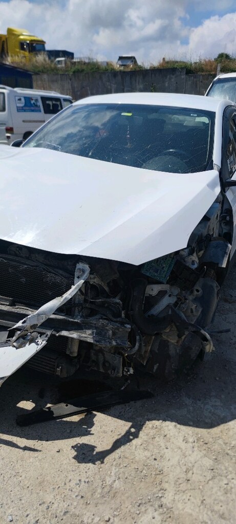 Renault Fluence 2013 Önden Kazalı - 7